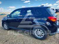2017 Mitsubishi OUTLANDER photo