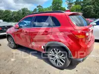 2017 Mitsubishi OUTLANDER photo