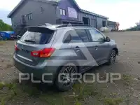 2017 Mitsubishi OUTLANDER фото
