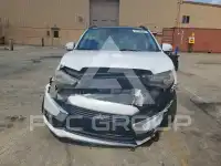 2017 Mitsubishi OUTLANDER photo
