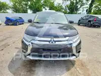 2017 Mitsubishi OUTLANDER photo