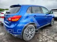 2017 Mitsubishi OUTLANDER фото