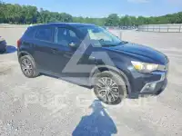 2017 Mitsubishi OUTLANDER photo