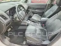 2017 Mitsubishi OUTLANDER фото