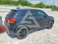2017 Mitsubishi OUTLANDER фото