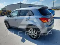 2017 Mitsubishi OUTLANDER фото