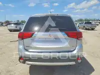 2017 Mitsubishi OUTLANDER photo