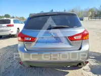 2017 Mitsubishi OUTLANDER фото