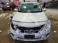 2017 Nissan VERSA фото