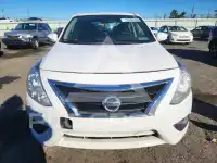 2017 Nissan VERSA фото