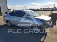 2017 Nissan VERSA фото