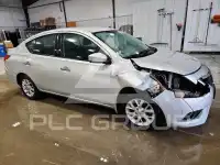 2017 Nissan VERSA фото