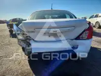 2017 Nissan VERSA фото