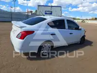 2017 Nissan VERSA фото