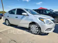 2017 Nissan VERSA photo