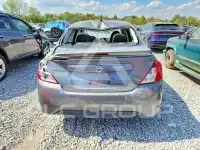 2017 Nissan VERSA фото