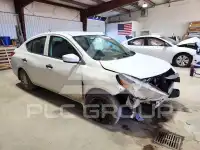 2017 Nissan VERSA фото