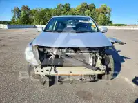 2017 Nissan VERSA фото
