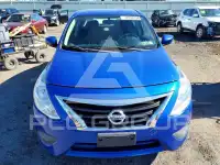 2017 Nissan VERSA photo