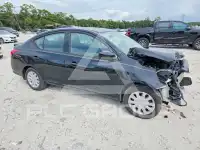 2017 Nissan VERSA фото