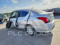 2017 Nissan VERSA photo