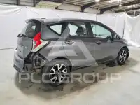 2017 Nissan VERSA фото