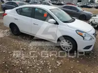 2017 Nissan VERSA фото