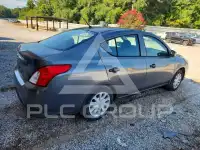 2017 Nissan VERSA фото