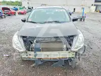 2017 Nissan VERSA photo