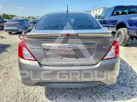 2017 Nissan VERSA photo