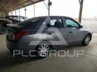2017 Nissan VERSA фото