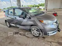2017 Nissan VERSA фото