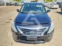 2017 Nissan VERSA photo