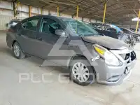 2017 Nissan VERSA фото