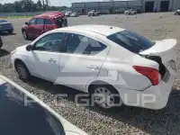 2017 Nissan VERSA photo