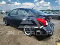 2017 Nissan VERSA фото