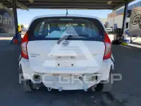 2017 Nissan VERSA фото