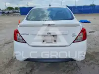 2017 Nissan VERSA фото