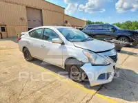 2017 Nissan VERSA фото