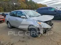 2017 Nissan VERSA фото