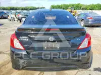 2017 Nissan VERSA фото