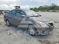 2017 Nissan VERSA photo
