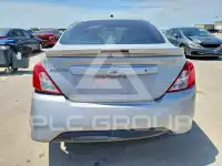 2017 Nissan VERSA фото