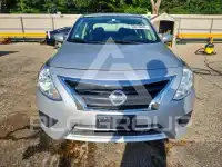 2017 Nissan VERSA фото