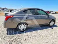 2017 Nissan VERSA фото