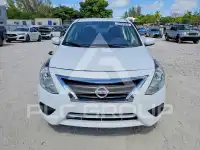2017 Nissan VERSA фото