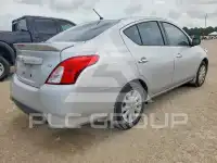 2017 Nissan VERSA фото