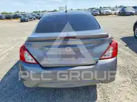 2017 Nissan VERSA фото