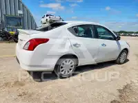 2017 Nissan VERSA фото