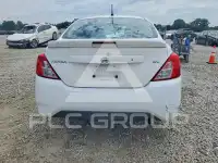 2017 Nissan VERSA фото